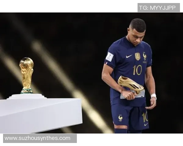 姆巴佩深夜发文回应转会传闻 外界猜测转会去向再起波澜